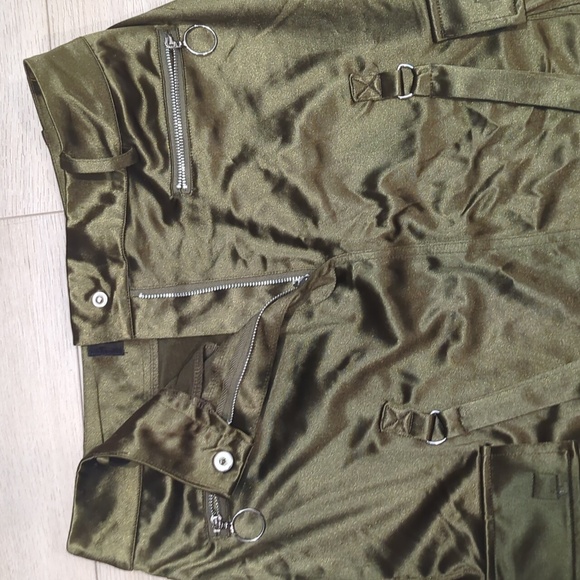 Satin Cargo Skirt - Picture 4 of 16